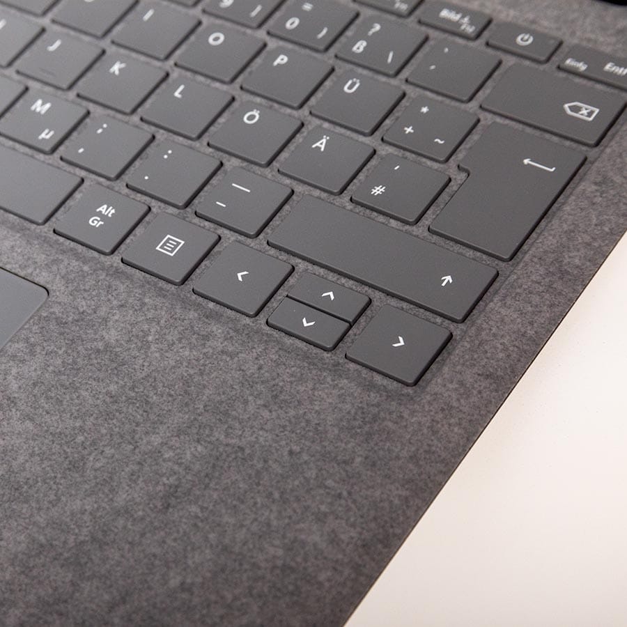 Microsoft Laptop 4 mit Alcantara Tastaturfeld kaufen bei Keepsmile Design, Castrop-Rauxel (Ruhrgebiet)